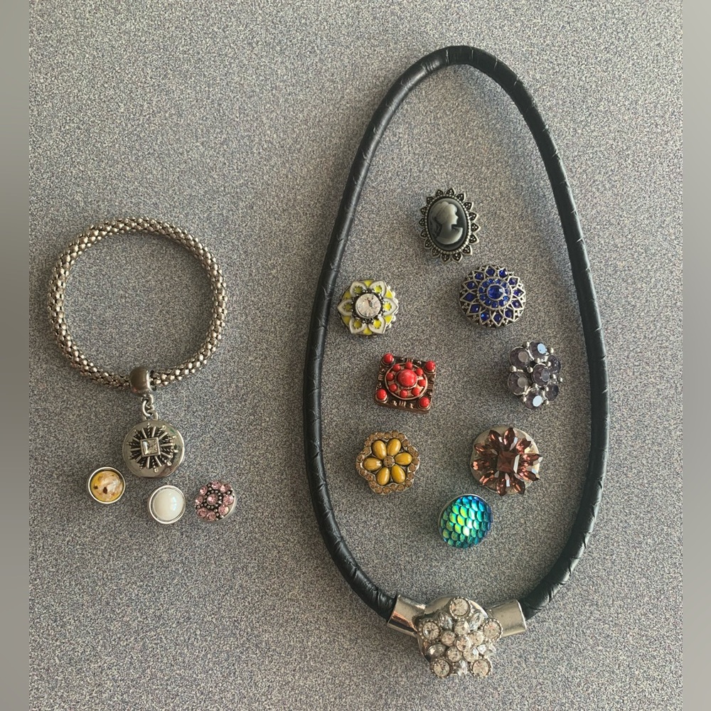 Chic interchangeable necklace and bracelet set
